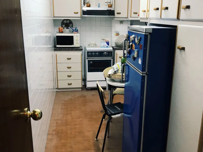 Instalaciones eléctricas integrales Contratar un instalador eléctrico es una importante decisión de la que depende tanto la seguridad de un hogar o una empresa, afectando también a su productividad.